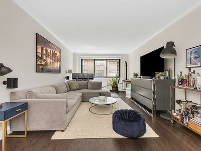 16 W 16th St APT 11JN