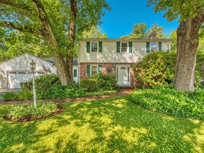 21 Tosca Dr
