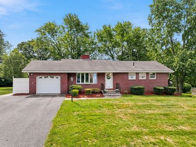 Property at 19 Champlain Dr, Hudson, MA
