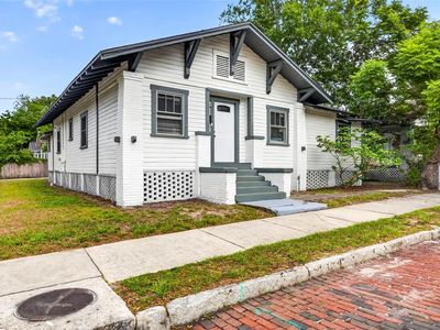 3007 N Central Ave
