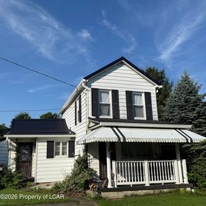98 Waller St