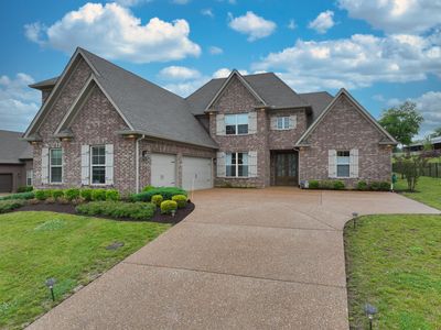 963 Luxborough Dr