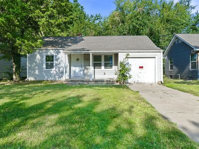 1127 S Minnesota Dr