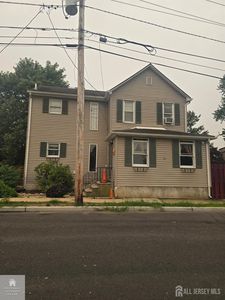 113 Ruskin Ave