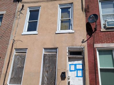 2323 Greenwich St