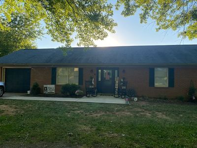 Property at 105 Oak Dr, Lancaster, KY