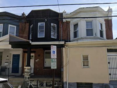 2734 W Thompson St