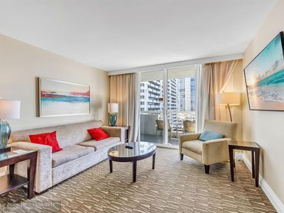 2670 E Sunrise Blvd UNIT 607