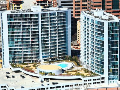 44 Peachtree Pl #1030