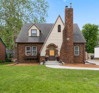 4300 Holland Dr