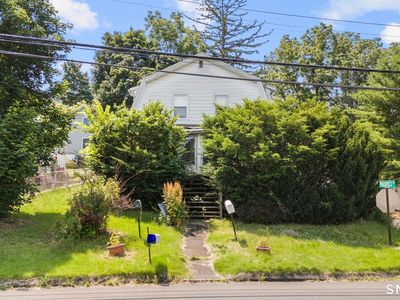 2 Nooks Hill Road