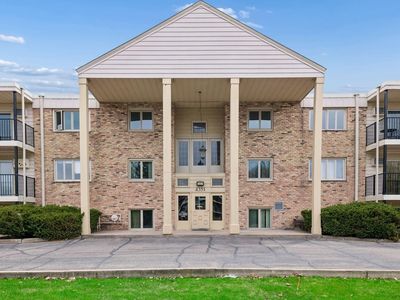 4351 Parklawn Ave APT 205-E