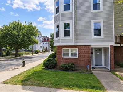 84 Tell St #8A