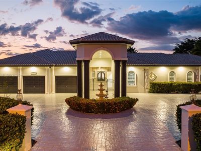 13751 Pine Meadow Ct