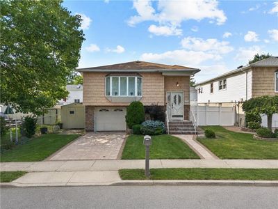 777 Lamont Ave