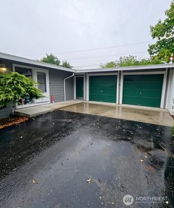 8116 79th Street SW