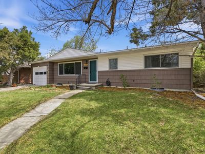 1819 Cody Ave