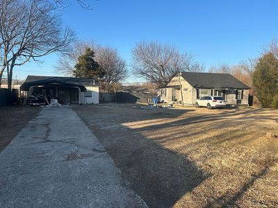 247 E Zion St