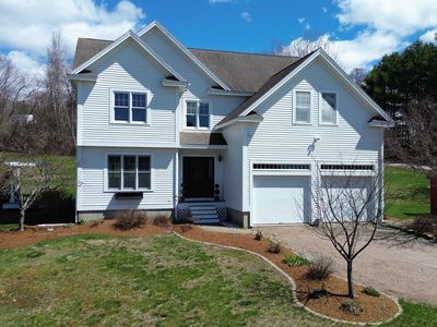 10 Meadow Drive