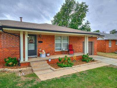 5916 NW 60th St