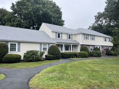1 Meetinghouse Rd #1