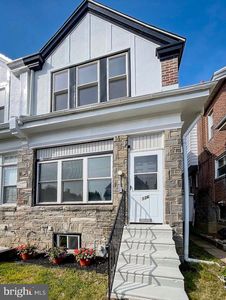 136 High St