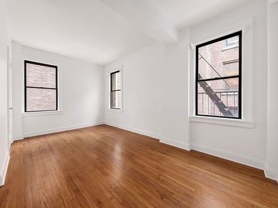 35 E 30th St APT 5D