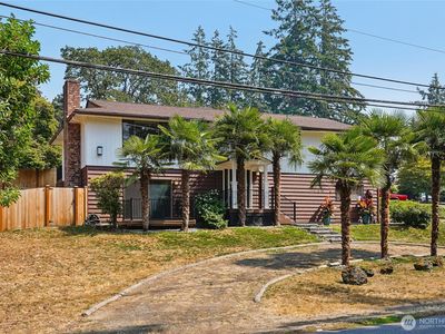 7503 John Dower Road W