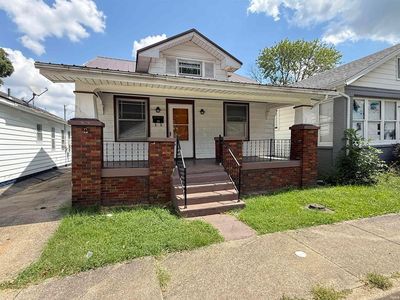 1108 S Harlan Ave