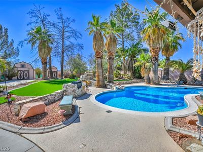 2935 S Torrey Pines Dr