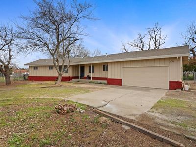 8595 Bradshaw Rd