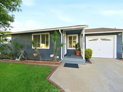 2009 Graylock Ave
