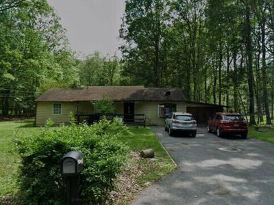 25 Beechwood Ln
