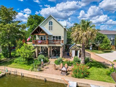 1605 Glen Cove Drive