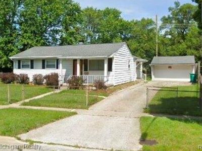 2773 Woodruff Ln