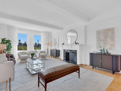 65 Central Park W APT 10C