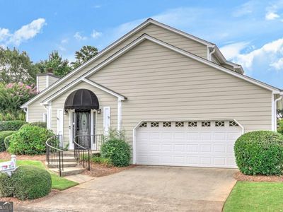 60 Heartwood Dr