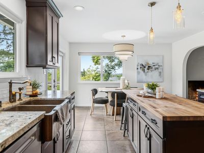 30 Montecito Boulevard