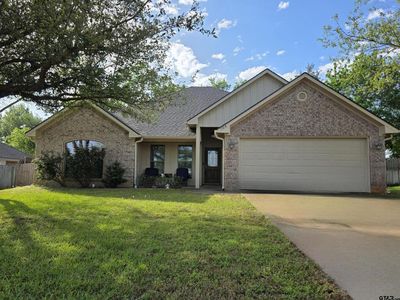 704 Windover Ln