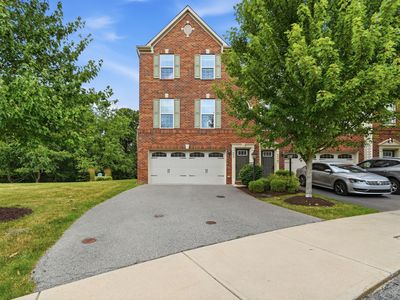 805 Pointe View Dr