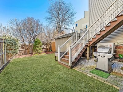 381 Bunker Hill St #1
