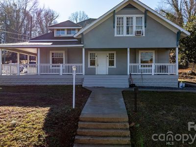 1101 College Ave SW