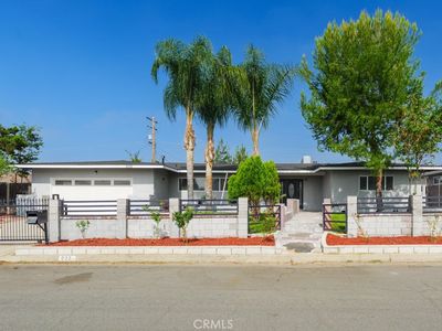 932 N Encina Ave