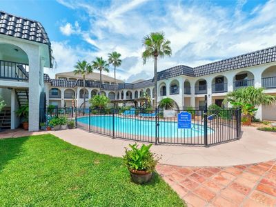 14921 Windward Dr APT 104