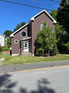 75 3rd St