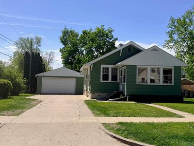 Property at 3308 Myers Ave, Sioux City, IA