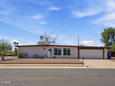8411 E Baker St