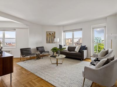 10 Plaza St E APT 14H