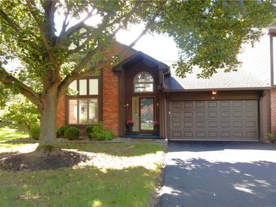 Property at 43 Cambridge Ct, Fairport, NY