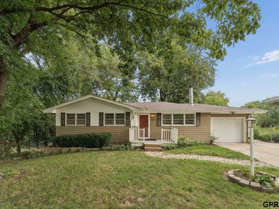 5834 Read St